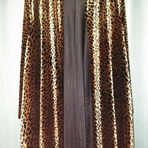 Leopard faux fur cape